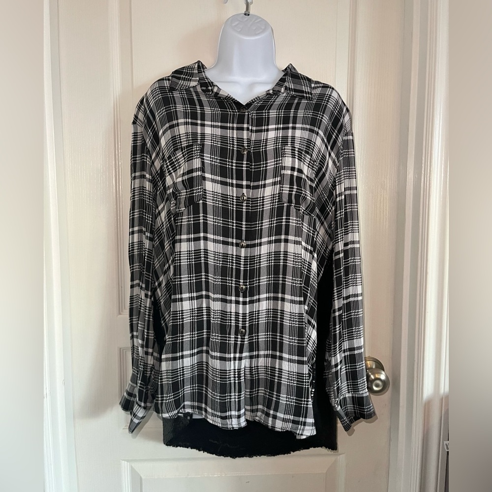 Black & White Sequins Flannel